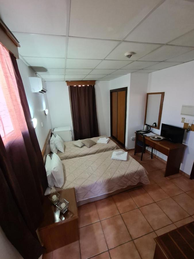 Metropole Hotel Limassol Extérieur photo